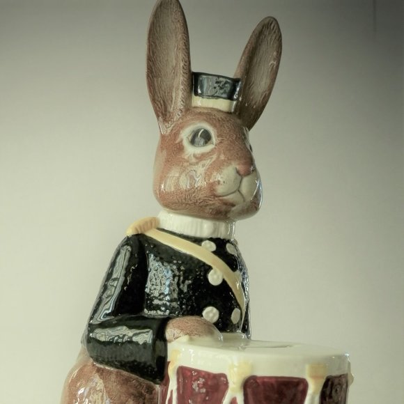RARE FIRST EDITION ROYAL DOULTON 1967 BUNNY BANK GREAT FOR EASTER - Picture 2 of 8